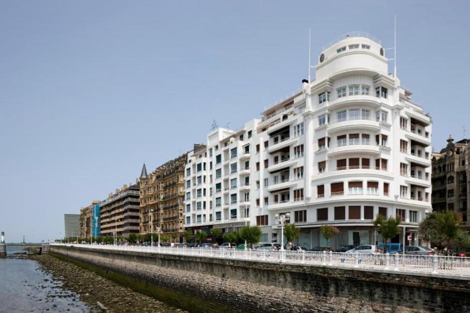 Deluxe Apt-Views To Historic Maria Cristina Hotel Saint-Sébastien Extérieur photo