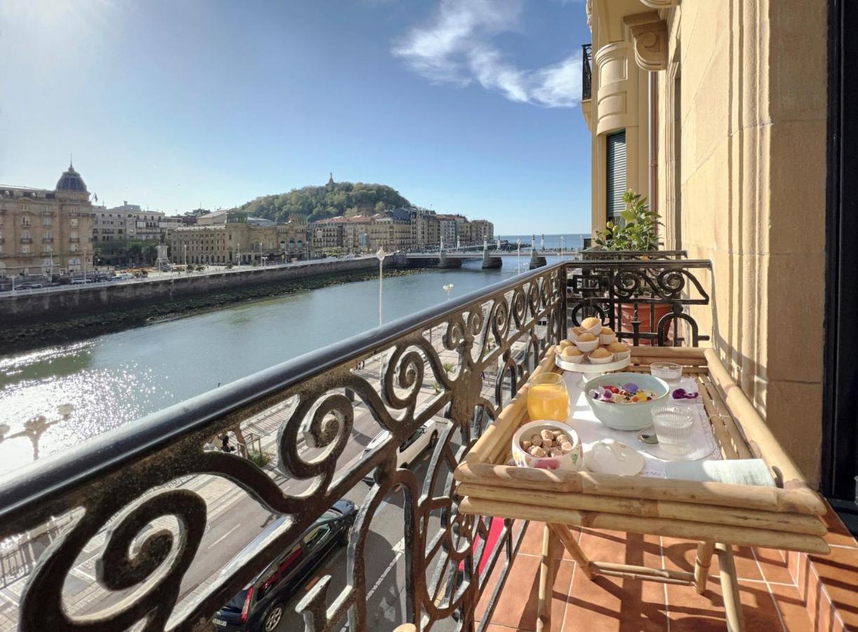 Deluxe Apt-Views To Historic Maria Cristina Hotel Saint-Sébastien Extérieur photo