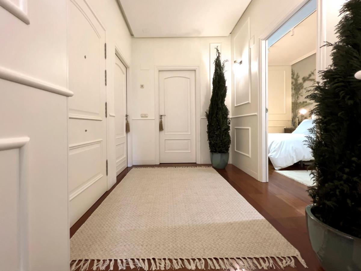 Deluxe Apt-Views To Historic Maria Cristina Hotel Saint-Sébastien Extérieur photo
