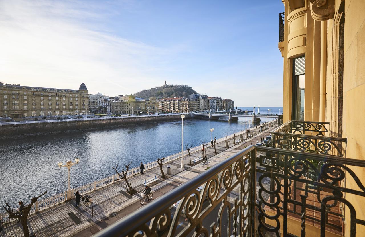 Deluxe Apt-Views To Historic Maria Cristina Hotel Saint-Sébastien Extérieur photo